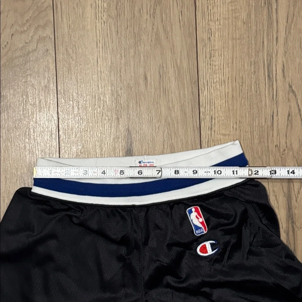 Vintage Champion Orlando Magic Shaquille O'Neal #32 Jersey (L) and Shorts (XL)